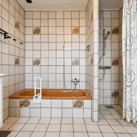 Yrjoe - 1km From The Sea By Interhome Rønne